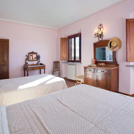 Colombaio Villa *