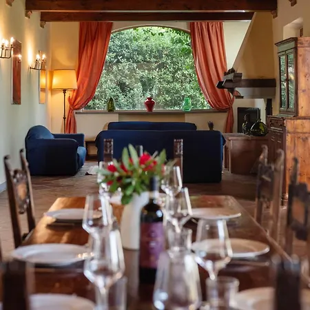 Вилла Colombaio